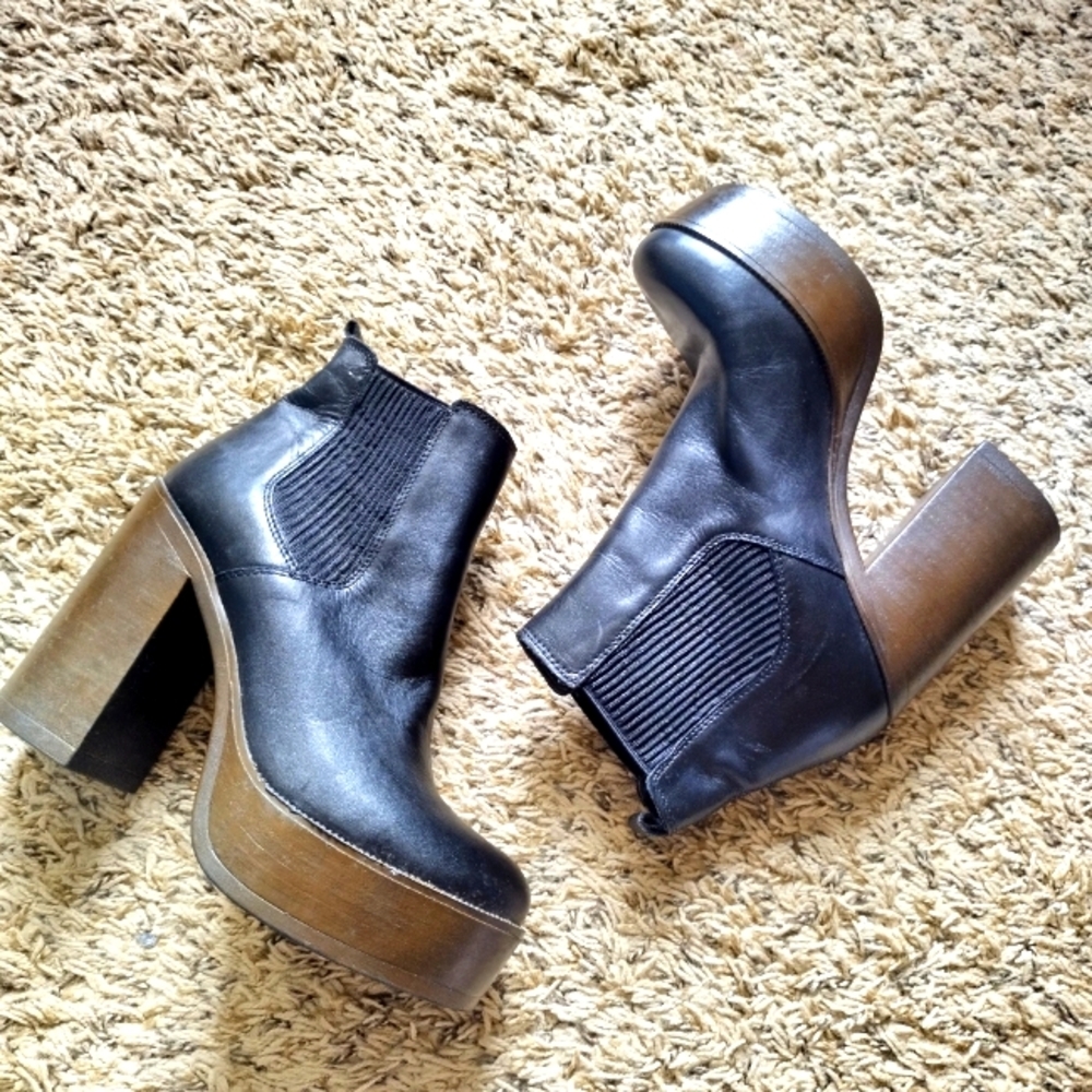 Steve Madden Geanna Chunky Heel Platform black leather Booties sz 8